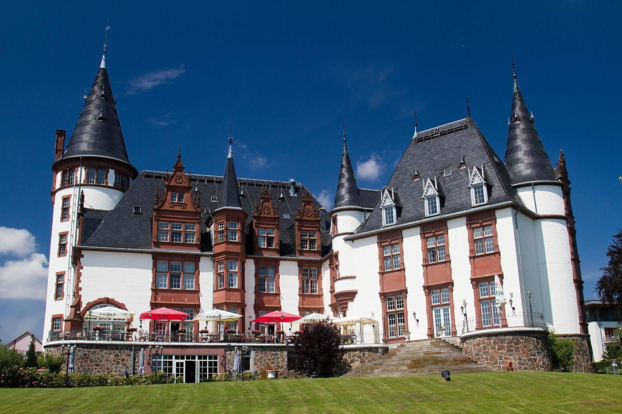Seehotel Schloss Klink Exteriör bild