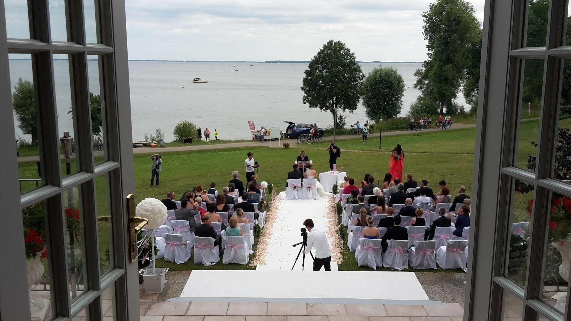Seehotel Schloss Klink Exteriör bild