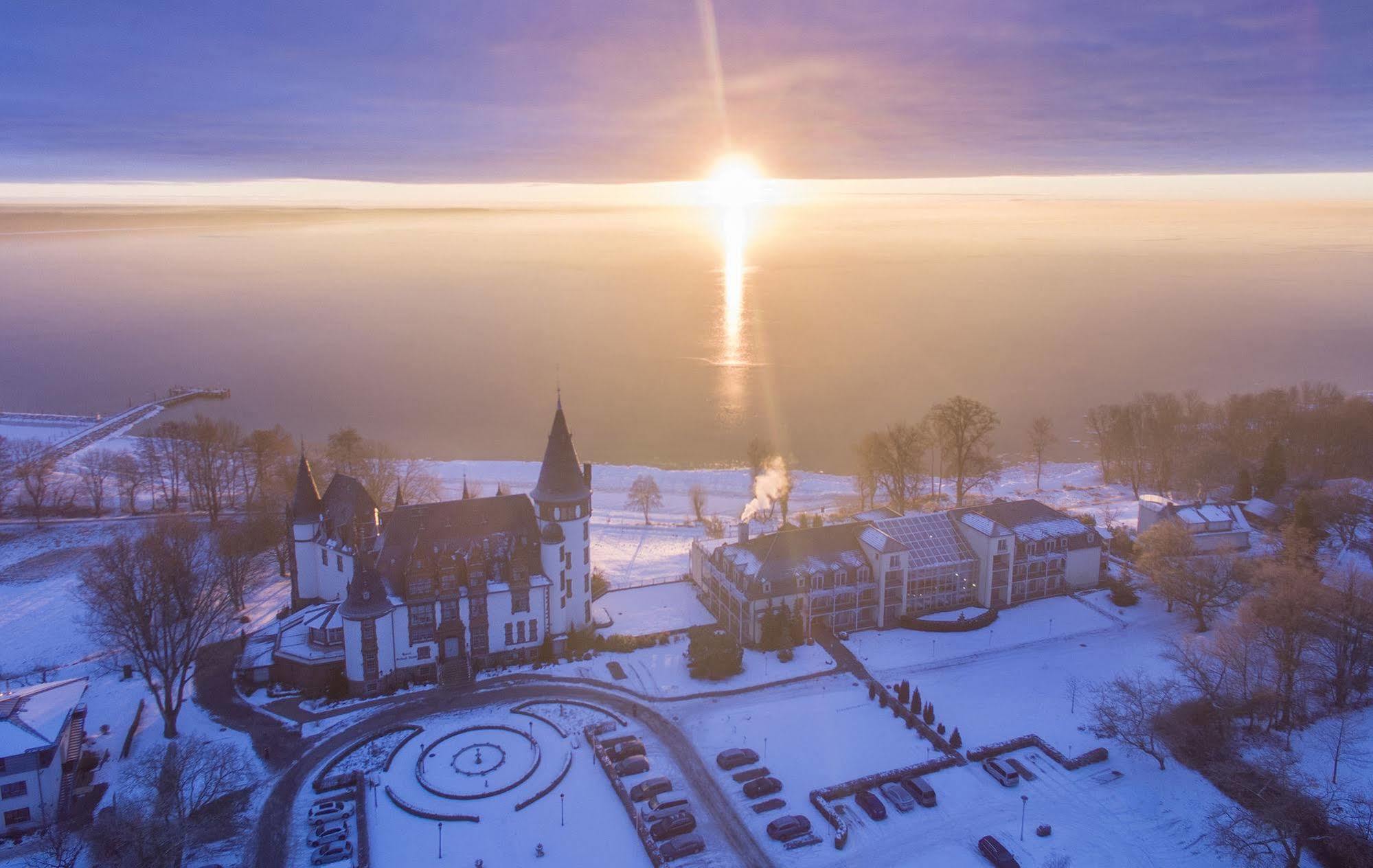 Seehotel Schloss Klink Exteriör bild